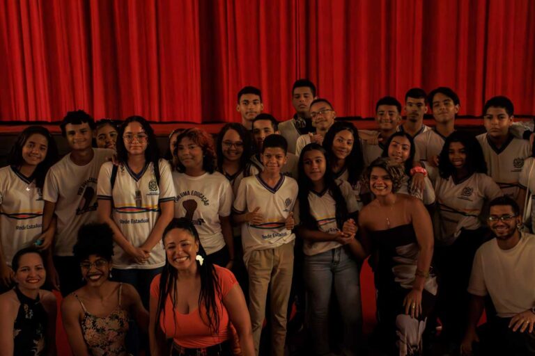 Crianças e organização do evento